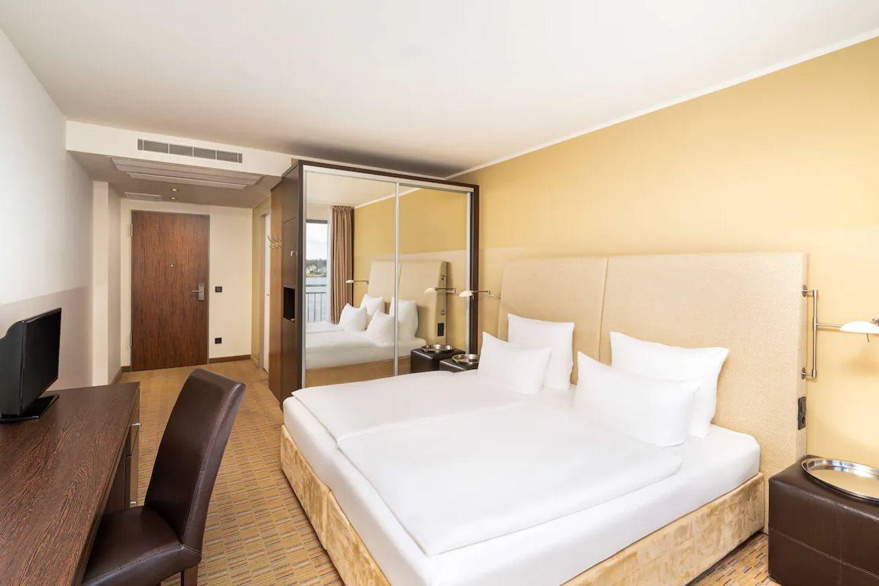 Elaya Hotel Hamburg Finkenwerder Ehemals The Rilano Hotel Hamburg Luaran gambar
