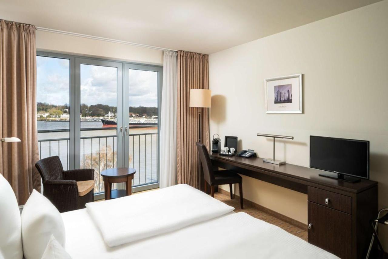Elaya Hotel Hamburg Finkenwerder Ehemals The Rilano Hotel Hamburg Luaran gambar