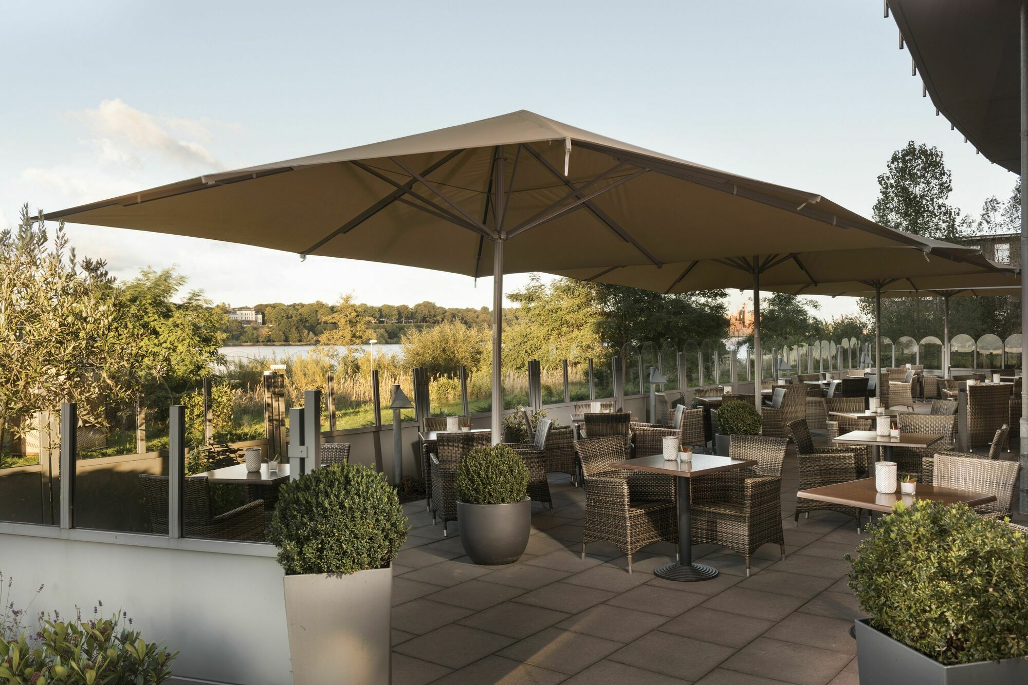 Elaya Hotel Hamburg Finkenwerder Ehemals The Rilano Hotel Hamburg Luaran gambar